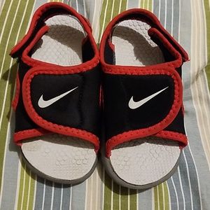 6c nike sandals